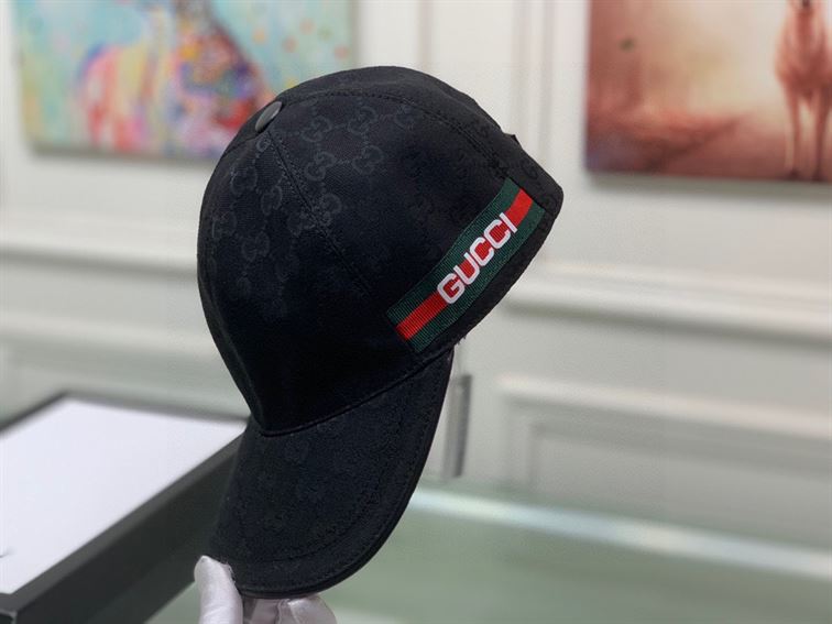 GUCCI GG CANVAS BASEBALL HAT – GH110