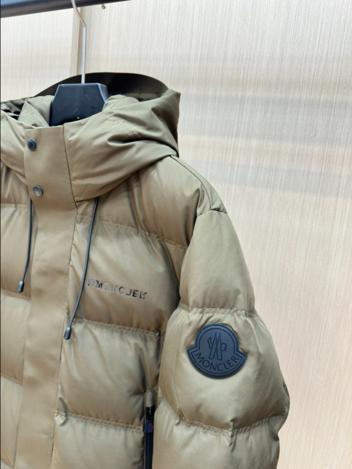 MONCLER Puff Grey Hooded Coat – MC143