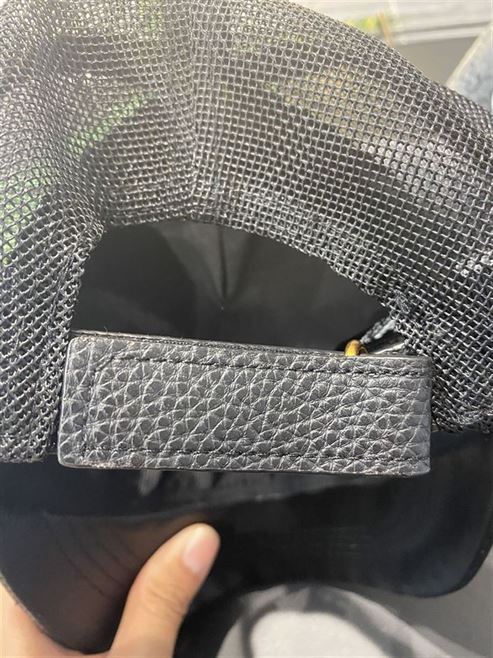 GUCCI LOGO LEATHER CAP IN BLACK – GH141