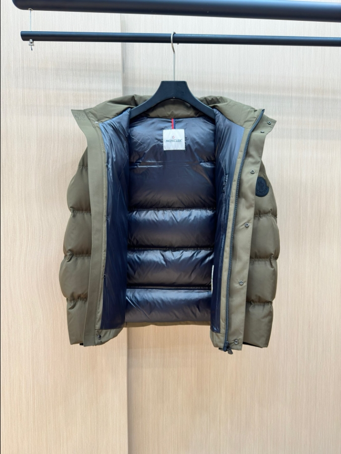 MONCLER Puff Grey Hooded Coat – MC143