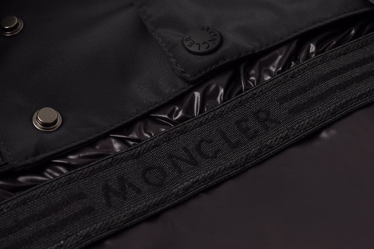 MONCLER COAT – MC105