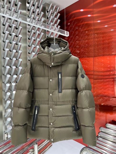 MONCLER BAUGES LEATHER-TRIMMED QUILTED SHELL HOODED DOWN JACKET – MC084