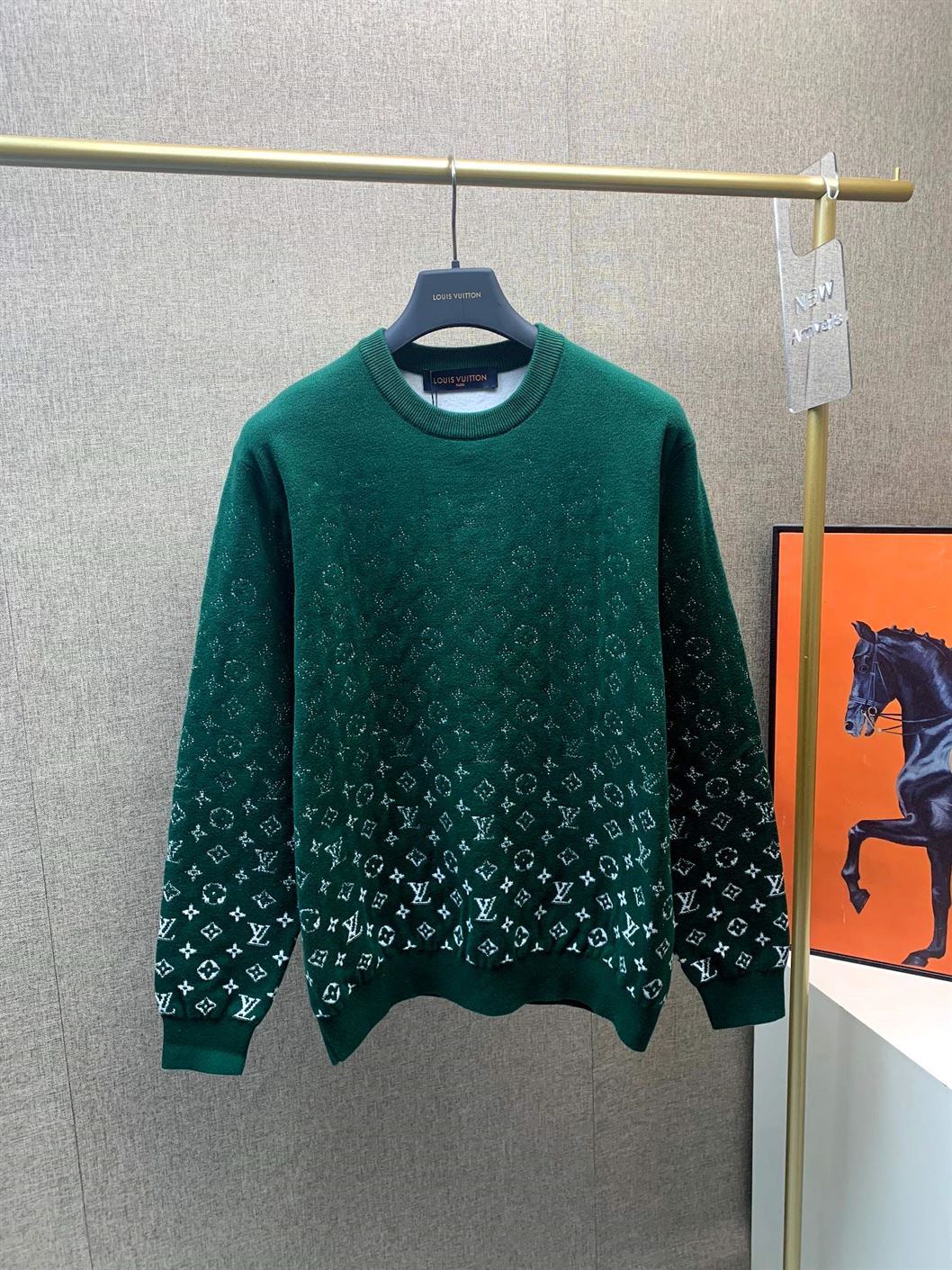 LOUIS VUITTON MONOGRAM GRADIENT COTTON CREWNECK – LVH051