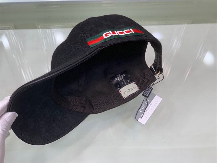 GUCCI GG CANVAS BASEBALL HAT – GH110