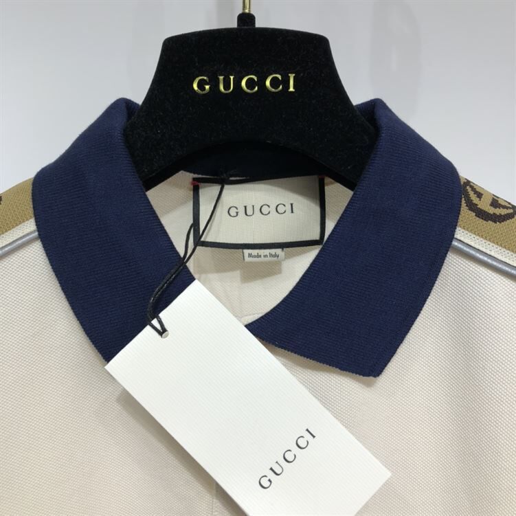 GUCCI POLO WITH INTERLOCKING G STRIPE – GGS014