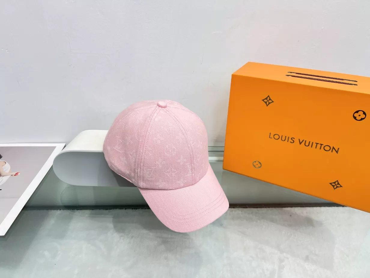 Louis Vuitton Caps – LVC033