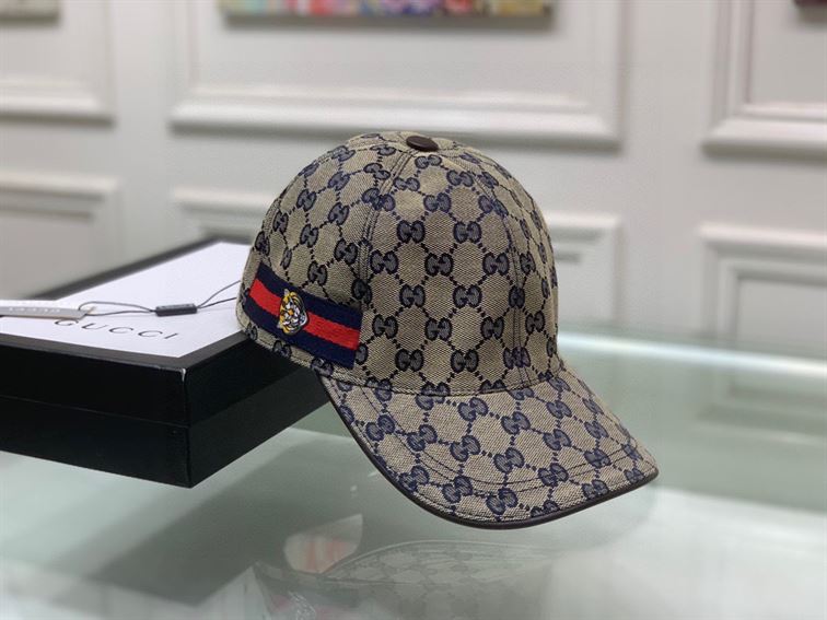 GUCCI GG CANVAS BASEBALL HAT – GH029