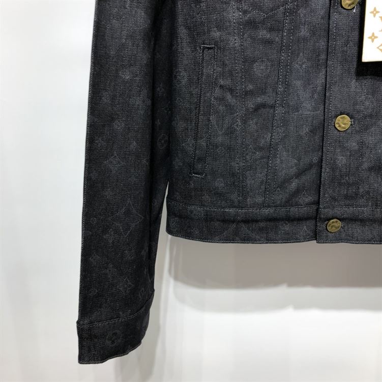 LOUIS VUITTON MONOGRAM DNA DENIM JACKET – LVC034