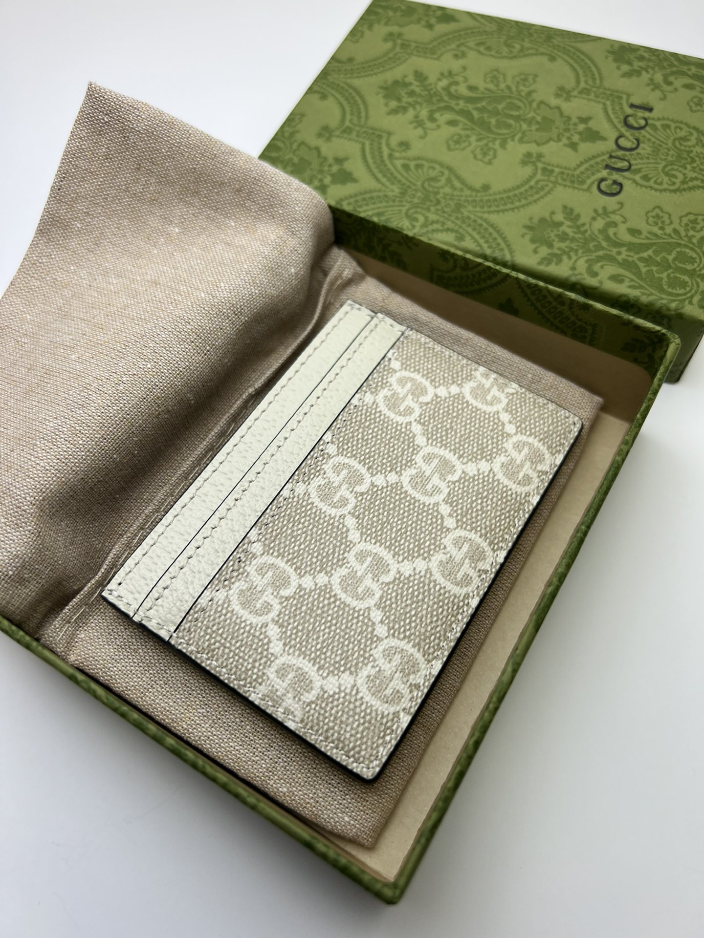 GUCCI OHIDIA MONOGRAM CARD HOLDER – WLG041