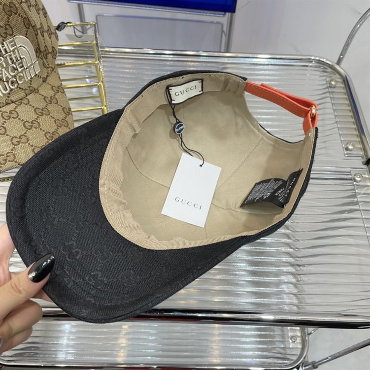 GUCCI X THE NORTH FACE BASEBALL HAT – GH061