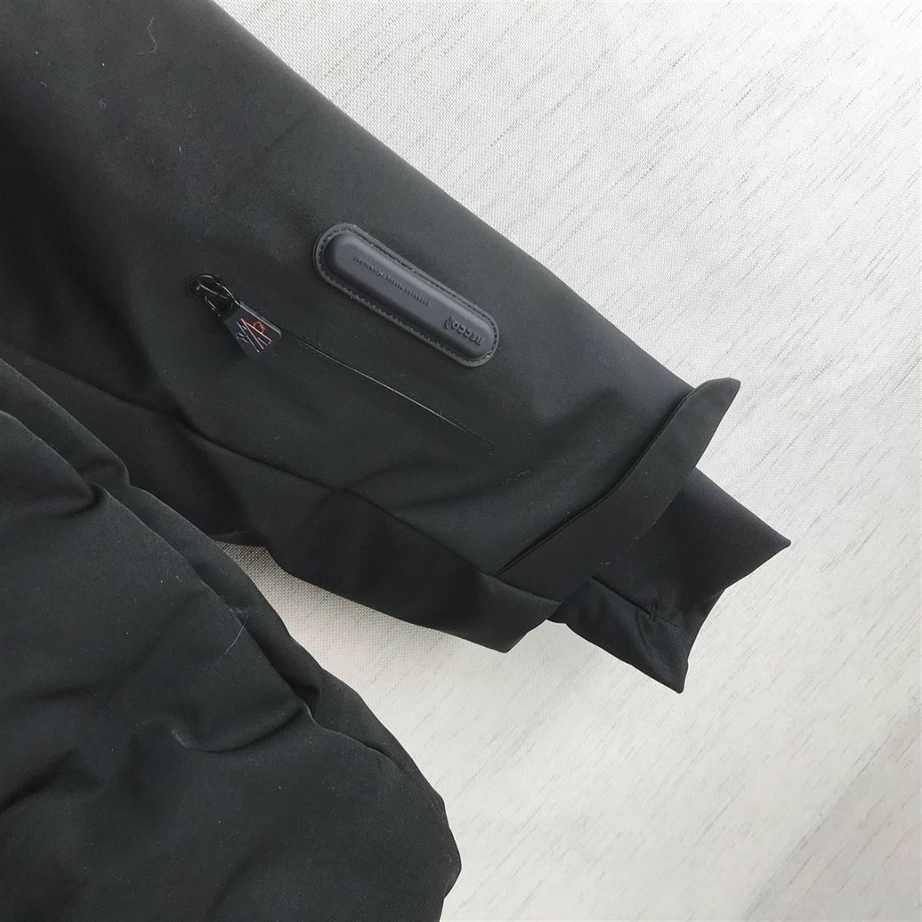 MONCLER COAT – MC102