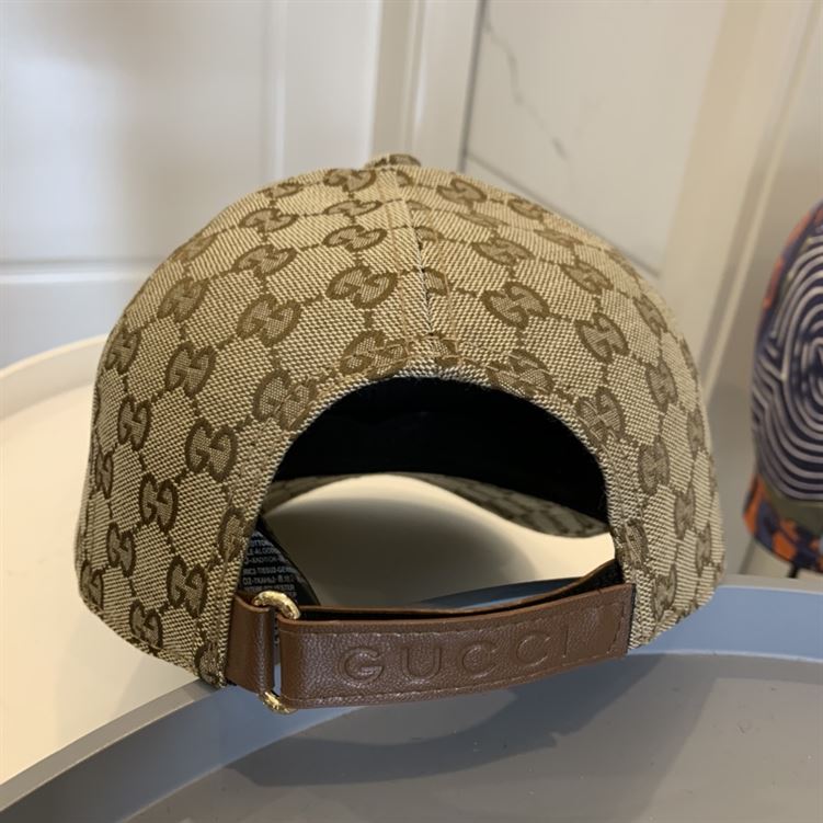 GUCCI GG CANVAS BASEBALL HAT – GH094