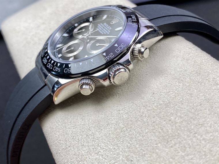 ROLEX OYSTER PERPETUAL SUPERLATIVE CHRONOMETER OFFICIALLY CERTIFIED – RL007