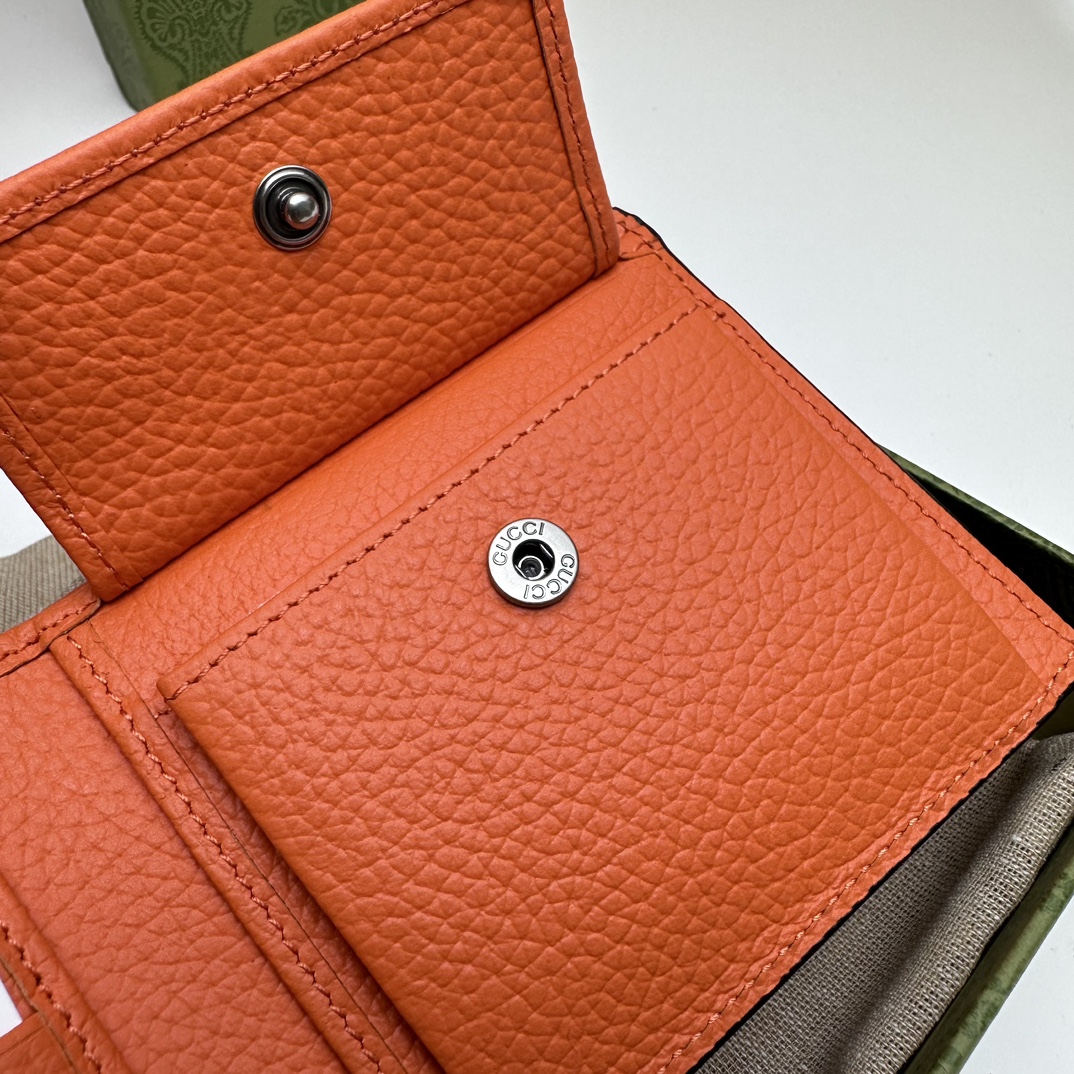 GUCCI EMBOSSED JUMBO GG LOGO WALLET IN ORANGE – WLG020