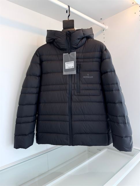 MONCLER JACKETS – MC087