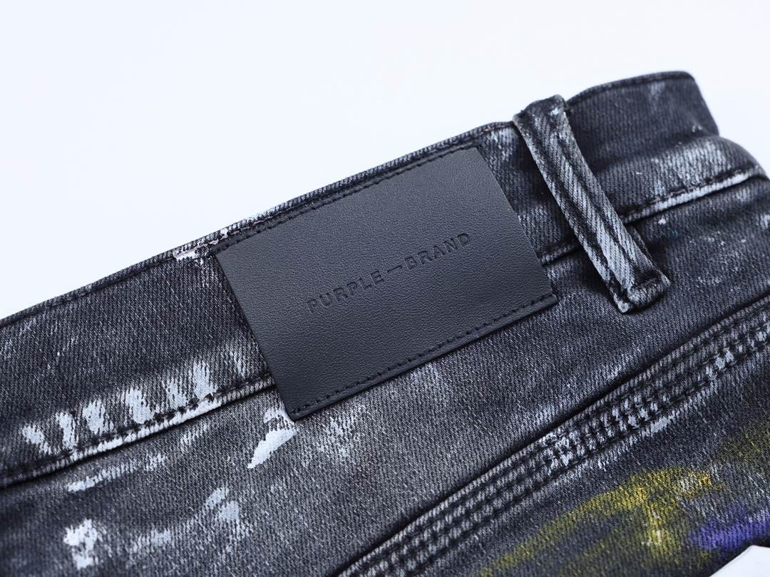 Amiri Paint Splatter Distressed Black Jeans – AMIJ045