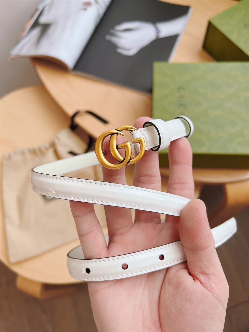 GUCCI THIN PATENT DOUBLE G BELT – GB050