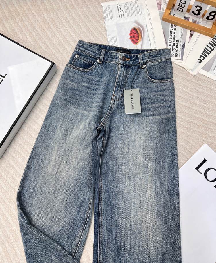 Balenciaga Denim Baggy Blue Jeans – BAJ001
