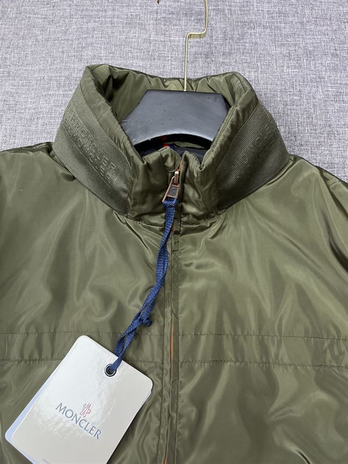 MONCLER NIRE RAIN JACKET GREEN – MC093