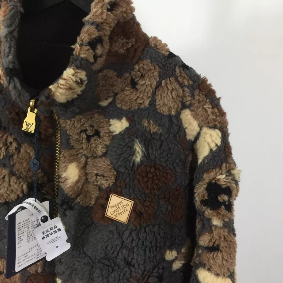 Louis Vuitton Reversible Fleece Blouson – LVC57