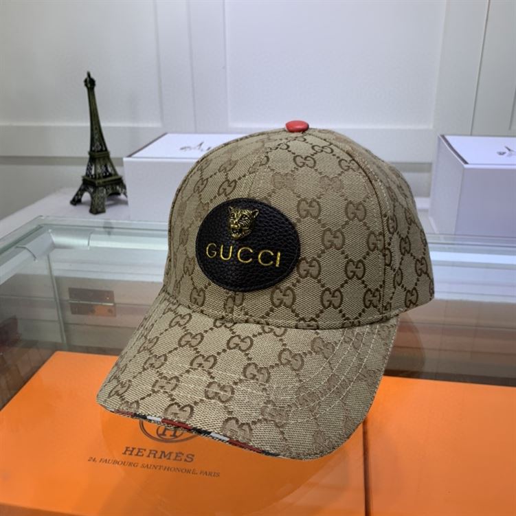 GUCCI GG CANVAS BASEBALL HAT – GH100