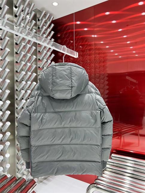 MONCLER JACKETS – MC080