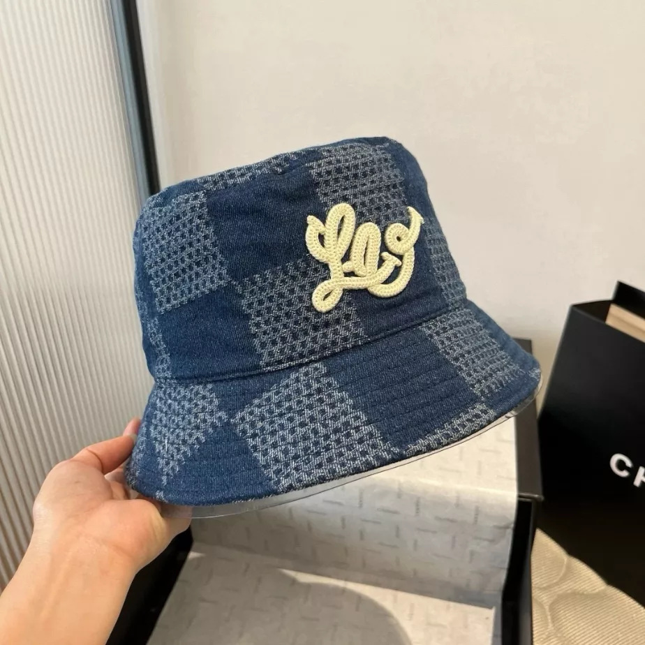 Louis Vuitton Bucket – LVC035