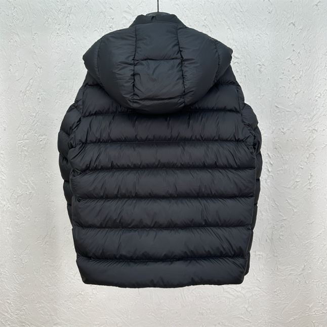 MONCLER CERCES DOWN JACKET – MC060