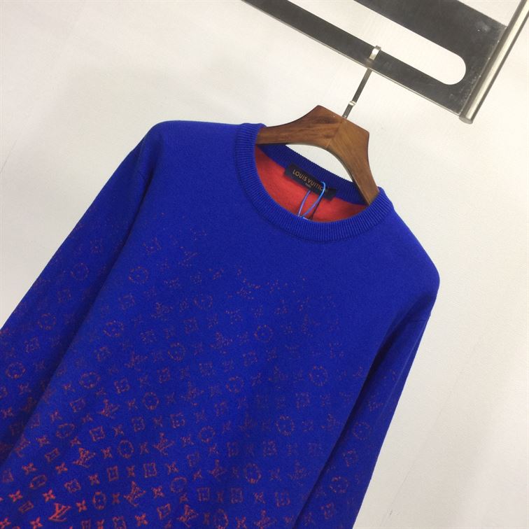 LVSE MONOGRAM DEGRADÃ‰ CREWNECK – LVH008