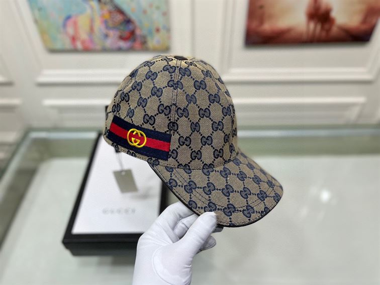 GUCCI GG CANVAS BASEBALL HAT – GH113