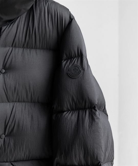 MONCLER JACKETS – MC074