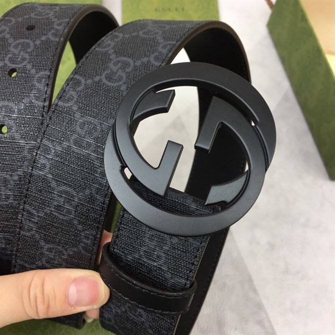 GUCCI MEN’S BLACK GG SUPREME BELT WITH G BUCKLE – GB001