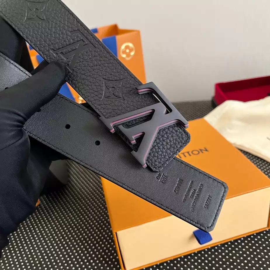 LV BELT 4MM – LBE092