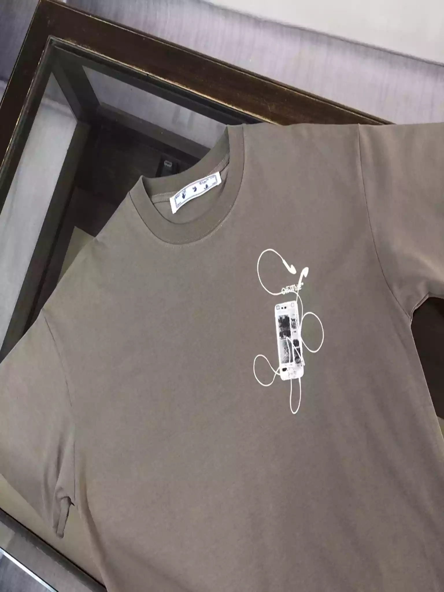 Off-White Scan Arrow T-shirt | Brown – OWS038