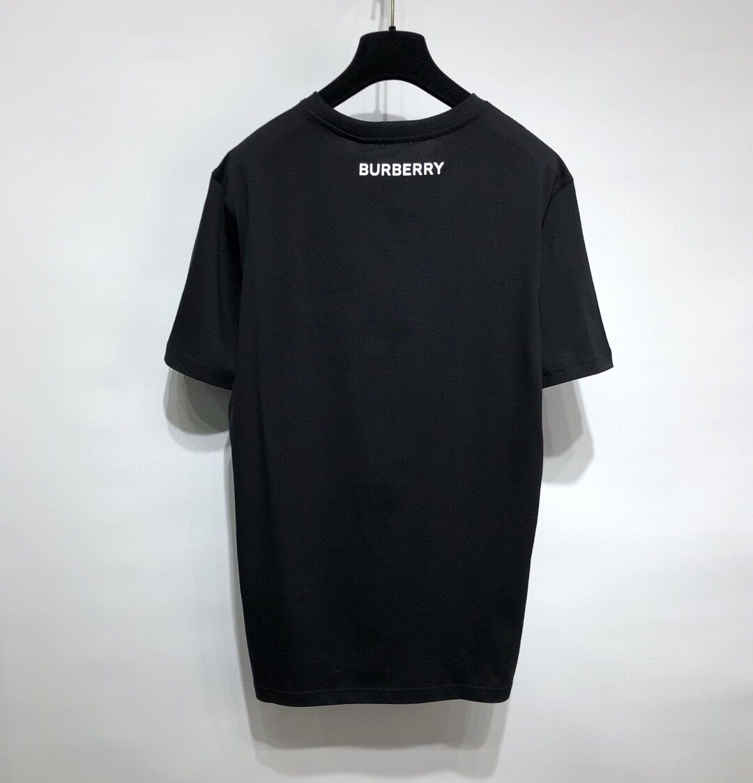 BURBERRY LETTER GRAPHIC COTTON OVERSIZED T-SHIRT – BRS018