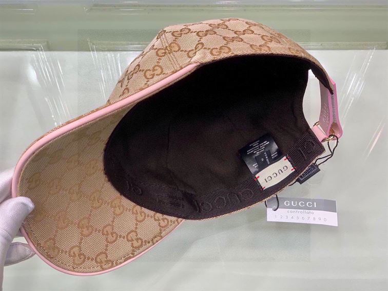 GUCCI GG CANVAS BASEBALL HAT – GH047