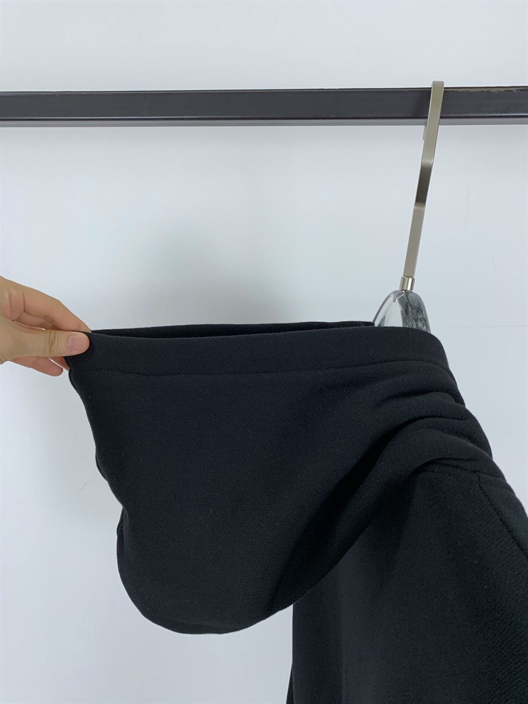 GUCCI OVERSIZE SWEATSHIRT WITH GUCCI LOGO – GCK004