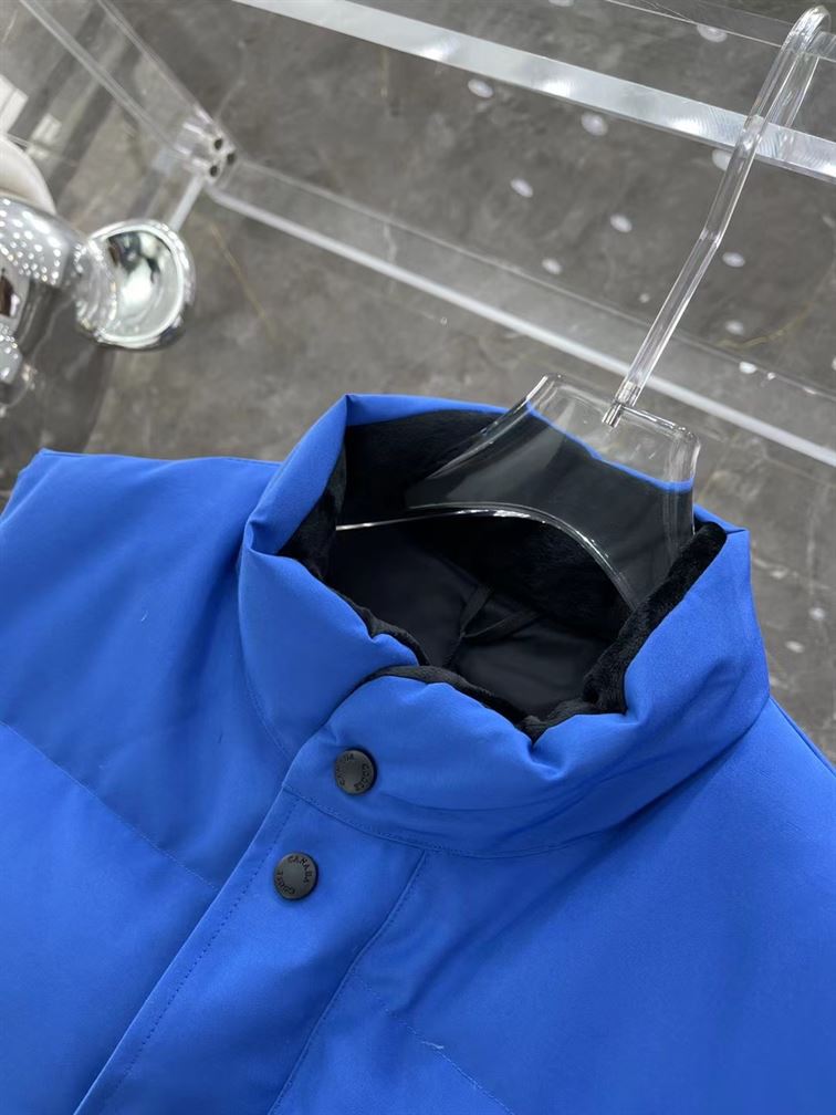 CANADA GOOSE FREESTYLE QUILTED ARTIC-TECH GILET – CN13