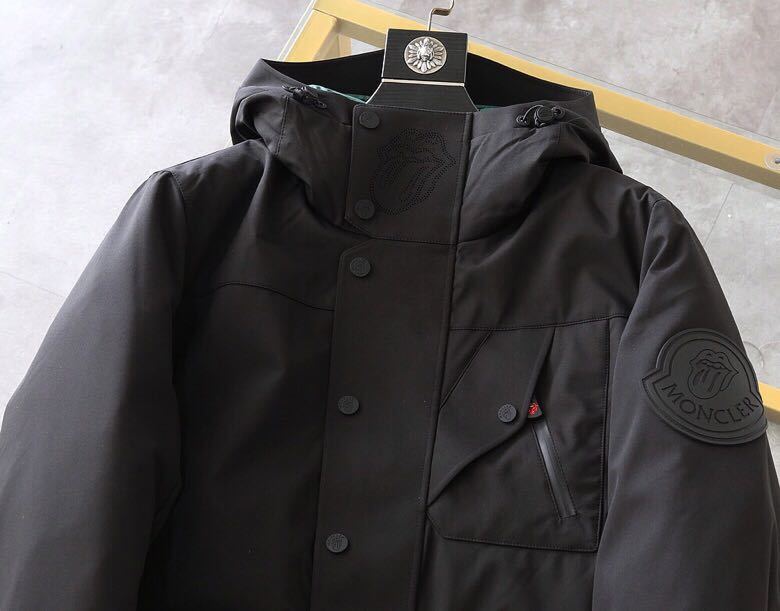 MONCLER COAT – MC126