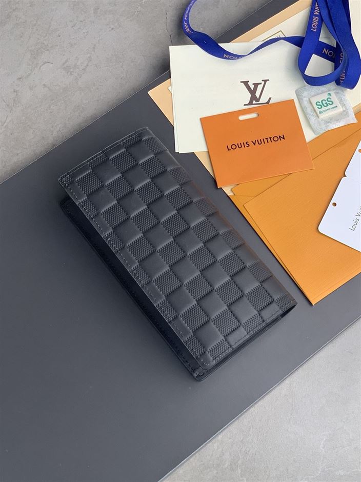LOUIS VUITTON ZIPPY WALLET VERTICAL DAMIER – WLV022