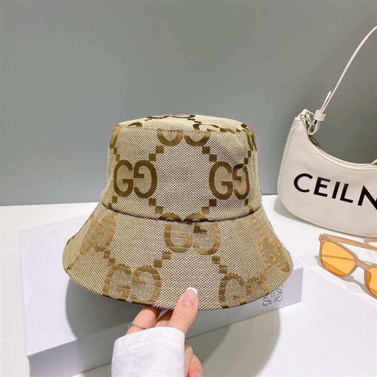 GUCCI JUMBO GG CANVAS BUCKET HAT – GH161