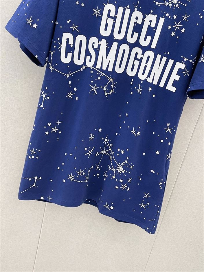 GUCCI ‘CRUISE 2023 GUCCI COSMOGONIE’ COTTON JERSEY T-SHIRT – GGS038