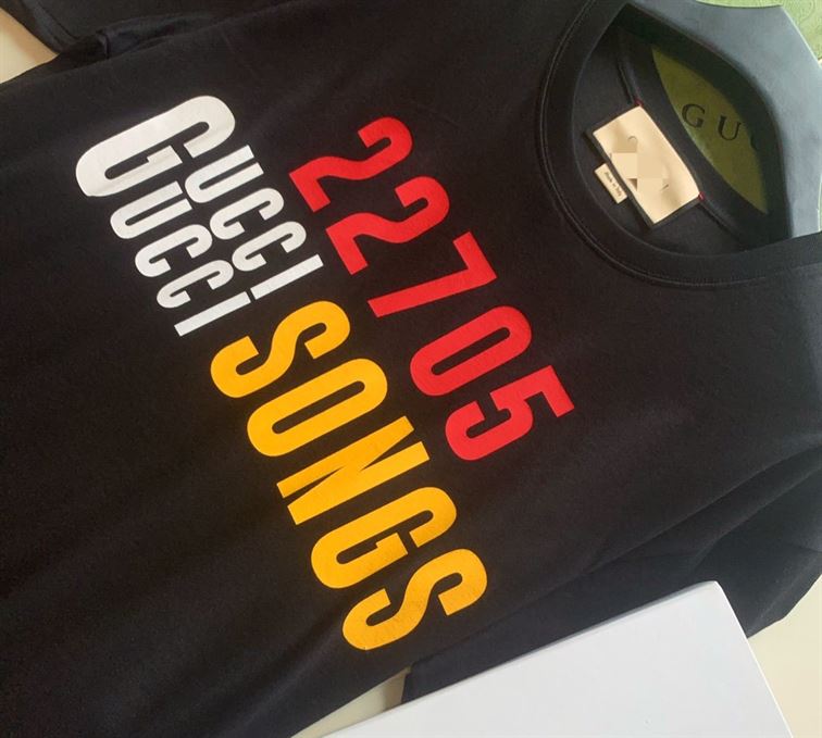 GUCCI ‘22705’ GUCCI SONGS’ PRINT T-SHIRT BLACK – GGS034