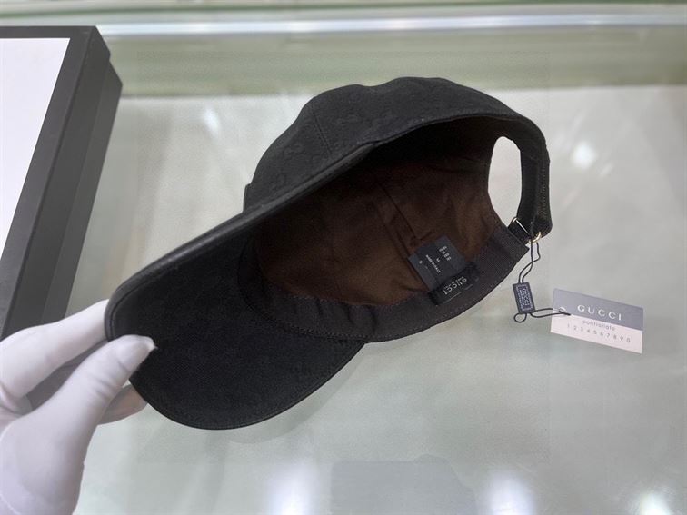 GUCCI GG CANVAS BASEBALL HAT – GH099
