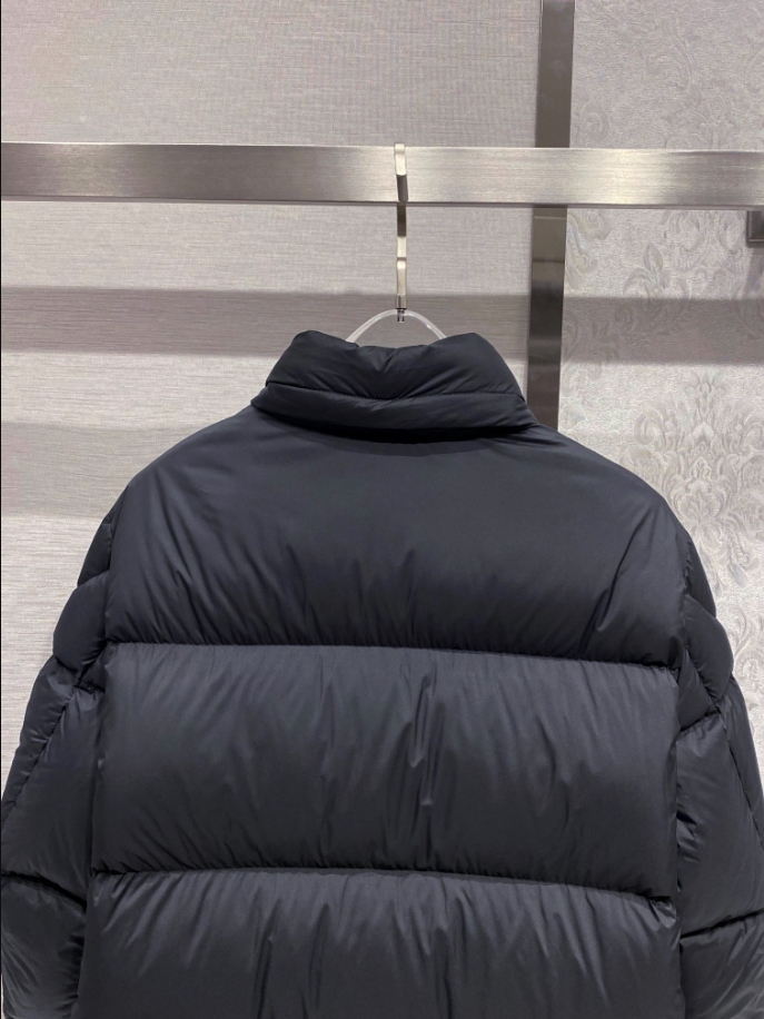 MONCLER Winter Puffer Black Coat – MC145