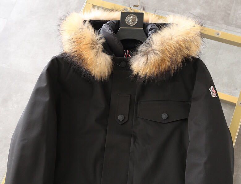 MONCLER COAT – MC128