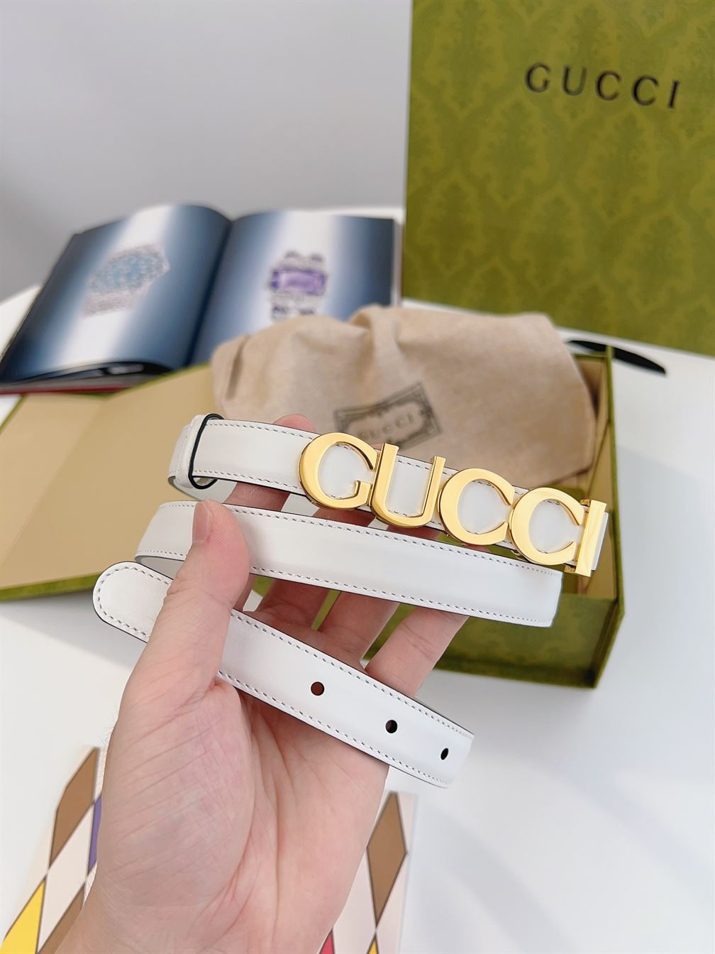 GUCCI BUCKLE THIN BELT WHITE LEATHER – GB023