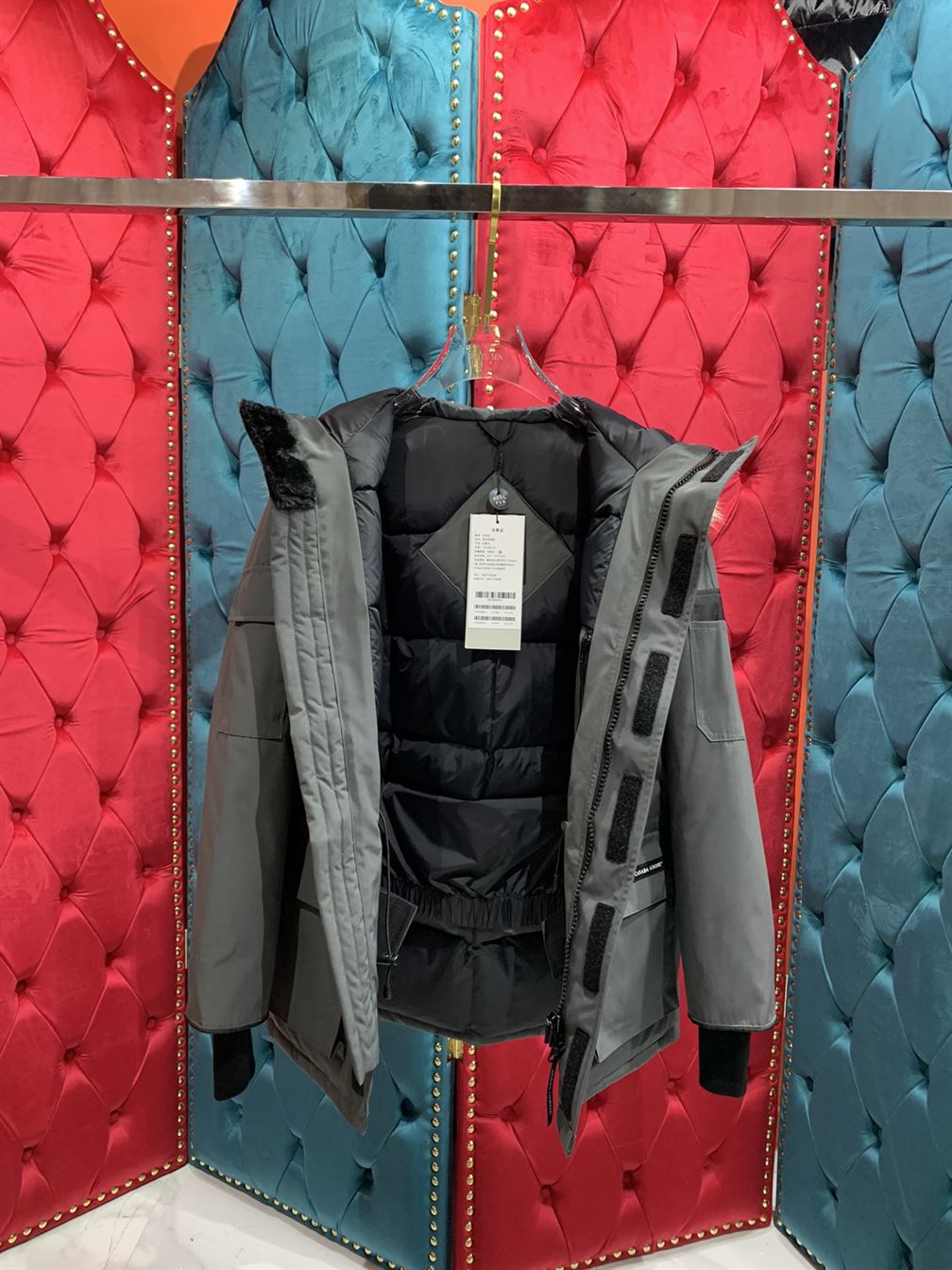 CANADA GOOSE EXPEDITION PARKA FUSION FIT HERITAGE – CN06