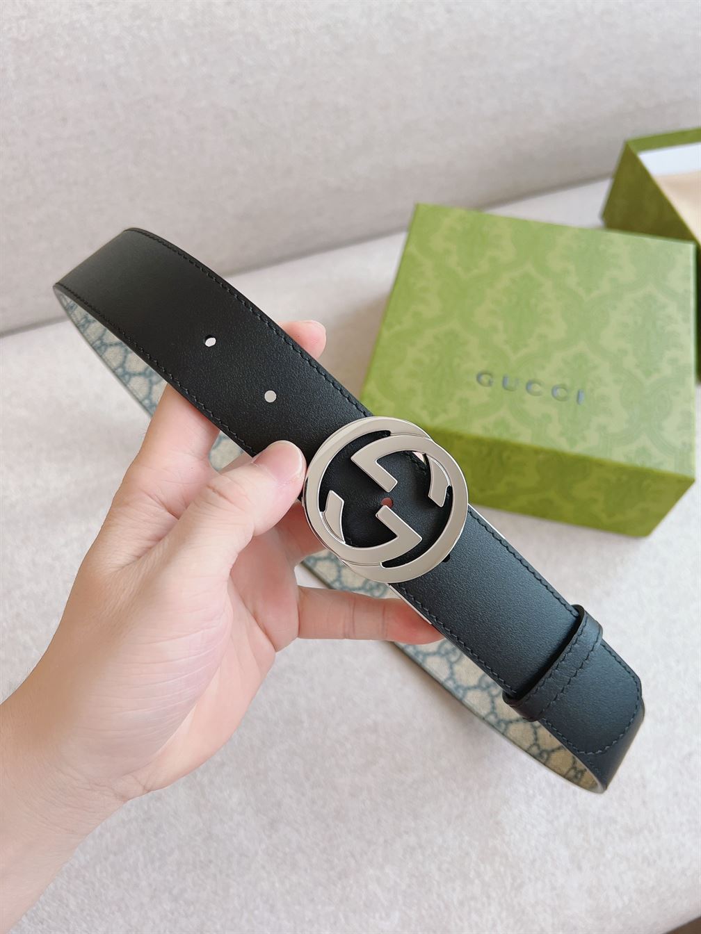 GUCCI SUPREME BELT WITH G BUCKLE – GB012