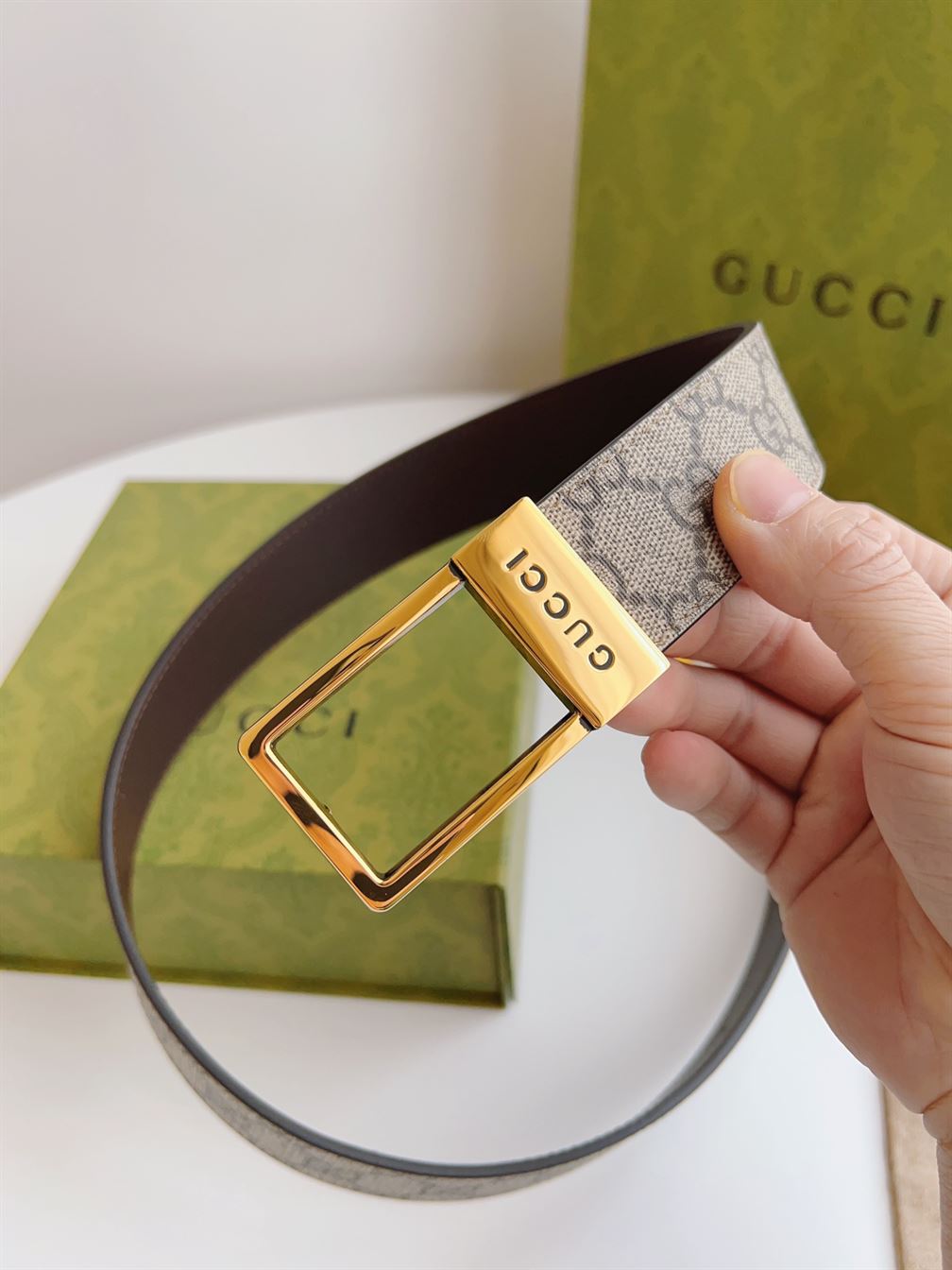 GUCCI GG BELT WITH RECTANGULAR BUCKLE – GB045